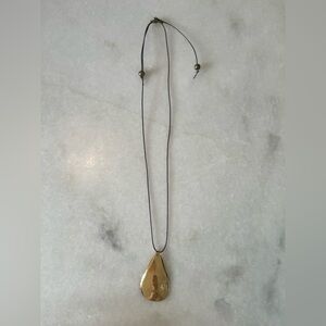 Hammered Gold Tone Teardrop Pendant Necklace